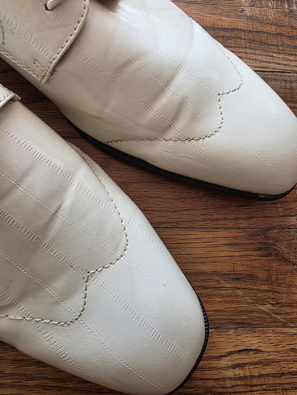 BOLANO White Leather Derby Shoes